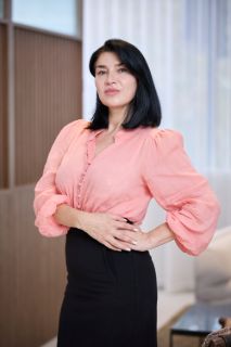 Dana Cirulis - Real Estate Agent