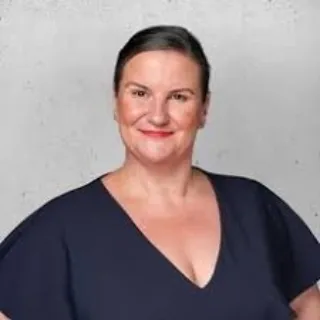 Danielle Scanlon - Real Estate Agent