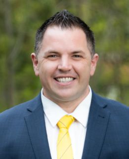 Daniel Llamas - Real Estate Agent