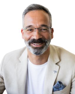 Daniel Mendes - Real Estate Agent
