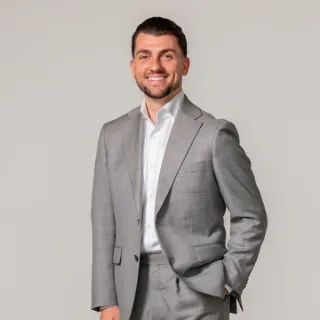 Daniel Moro - Real Estate Agent