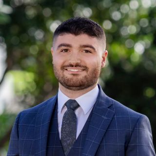 Daniel Seyran - Real Estate Agent