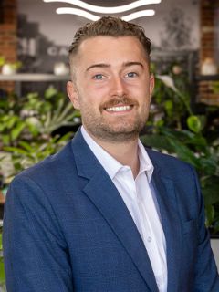 Daniel Straw - Real Estate Agent