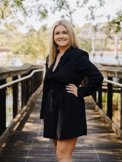 Danielle Kemp - Real Estate Agent