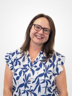 Daphne Marshall - Real Estate Agent