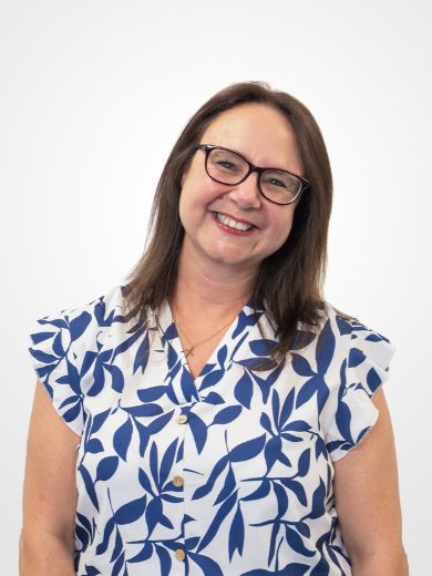 Daphne Marshall - Real Estate Agent at Clarke & Co Estate Agents