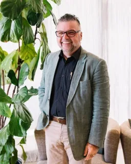 Darren Bender - Real Estate Agent