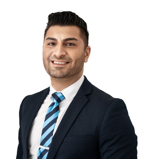 Daryan Abdullah - Real Estate Agent at Harcourts Initiative - MALAGA