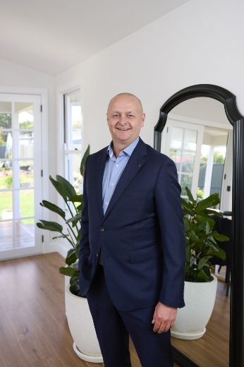 David Becker - Real Estate Agent at Priority1 Property  - Bendigo