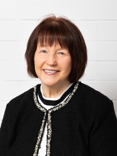 Dawn Entriken - Real Estate Agent at Stratton Realty