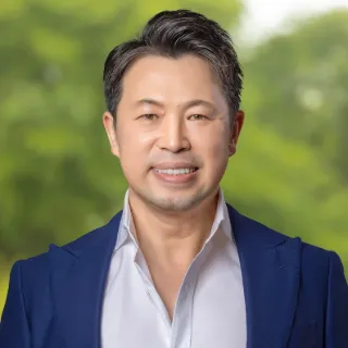 Steven Fan - Real Estate Agent