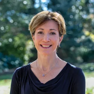 Alison Hogan - Real Estate Agent
