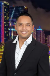 Kris Castillo - Real Estate Agent