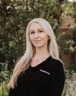 Deb Williams - Real Estate Agent