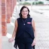 Debra Ohlin - Real Estate Agent From - Elders Smith and Elliott - Townsville