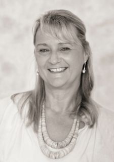 Deidre Borin - Real Estate Agent