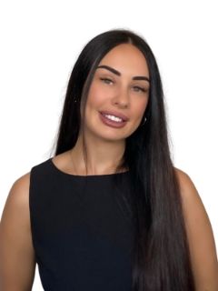 Demi Low - Real Estate Agent