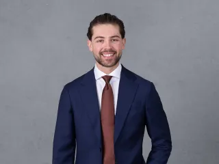 Denny Barros - Real Estate Agent