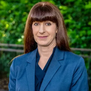 Debbie  Grzan - Real Estate Agent