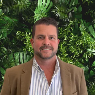 Matthew  Garth - Real Estate Agent