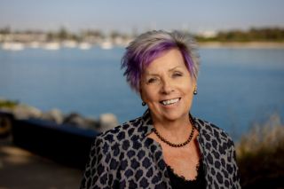Di Calder - Real Estate Agent