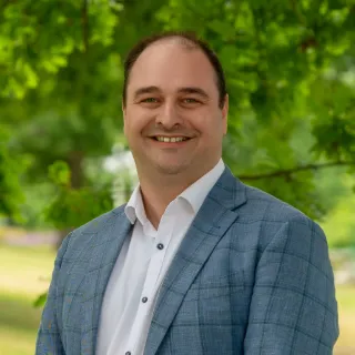 Dimitri Tantanis - Real Estate Agent