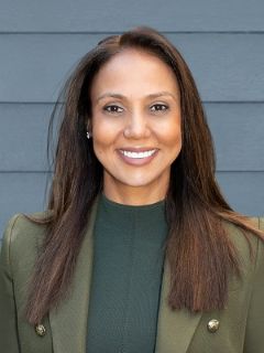 D'Leanne Lewis  - Real Estate Agent
