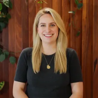 Dominika  Magrys - Real Estate Agent