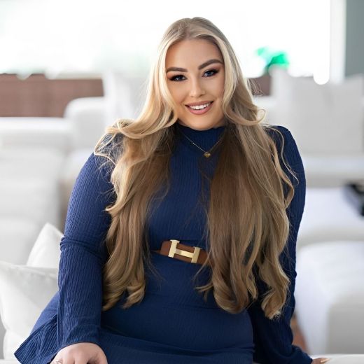 Dominique Cunningham - Real Estate Agent at McGrath Estate Agents Inner West - Leichhardt