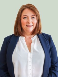 Donna Chester - Real Estate Agent