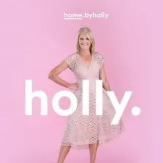 Holly  Komorowski - Real Estate Agent
