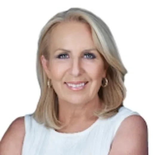 Nola Tully - Real Estate Agent at Harcourts Elite Agents