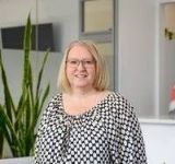 Andrea Cardwell - Real Estate Agent From - Realmark - Mandurah