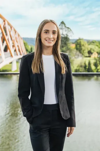 Aleisha Rozis - Real Estate Agent at PRD - PENRITH