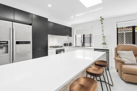 1/10 Mollys Place, Currumbin Waters, Qld 4223