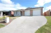 1/10 Sapphire Cres, Redbank Plains, Qld 4301