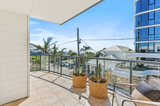 1/102 Jefferson Lane, Palm Beach, Qld 4221-Image