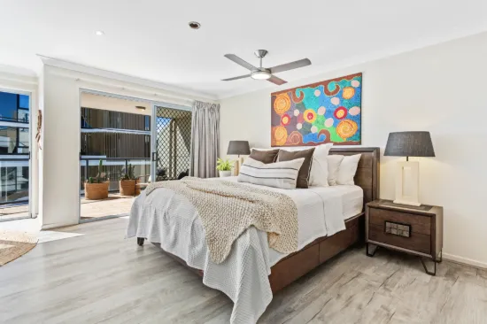 1/102 Jefferson Lane, Palm Beach, Qld 4221-Image