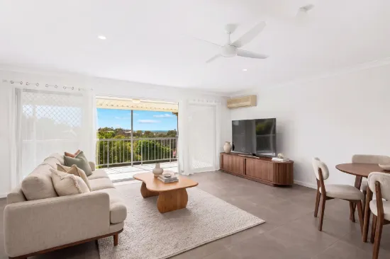 1/12 Lochlomond Drive, Banora Point, NSW 2486