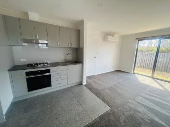 1/17 Seabrook Place, Armidale, NSW 2350
