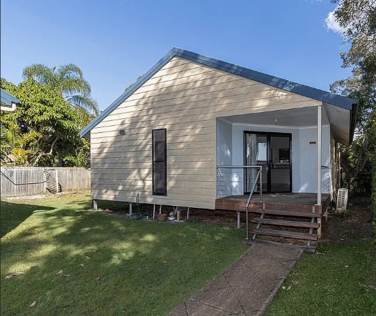 1/17 Truro Street, Torquay, Qld 4655