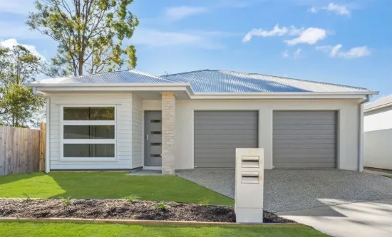 1 & 2/18 Luminous Place, Morayfield, Qld 4506
