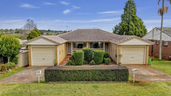 1 & 2/25 Webb Street, Rangeville, Qld 4350