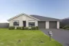 1 & 2/30 Corymbia Circuit, Heddon Greta, NSW 2321