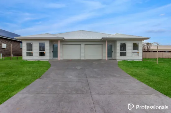 1 & 2 / 40 Gibson Street, Boorooma, NSW 2650