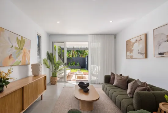 1/21 Chainey Avenue, Miami, Qld 4220