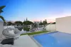 1/21 Vaggelas Crescent, Biggera Waters, Qld 4216-Image