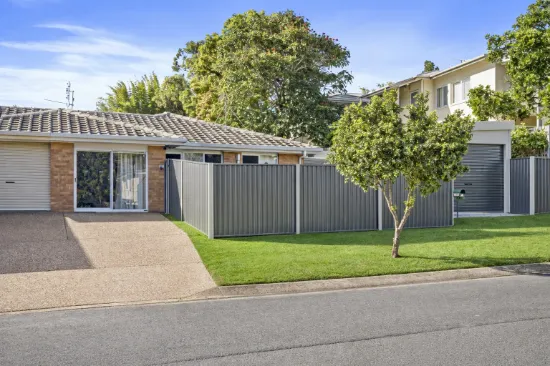 1/239 Government Road, Labrador, Qld 4215