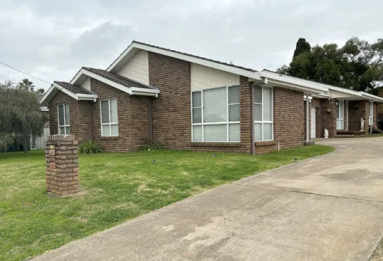 1/3 Cowper Close, Tamworth, NSW 2340