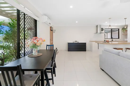 1/3 Vona Place, Labrador, Qld 4215-Image